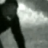 Ettől a lénytől rettegnek a városban – videó!