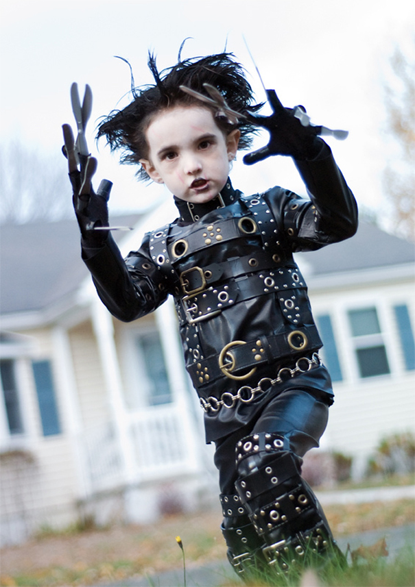 children-costumes-halloween-18__605